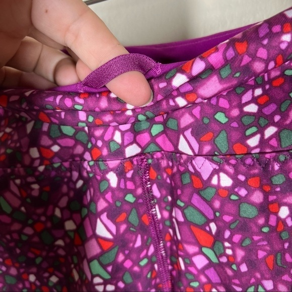 Lululemon Real Quick Crop Leggings Paradise Camo Regal Plum Womens Size 6 - Picture 5 of 9